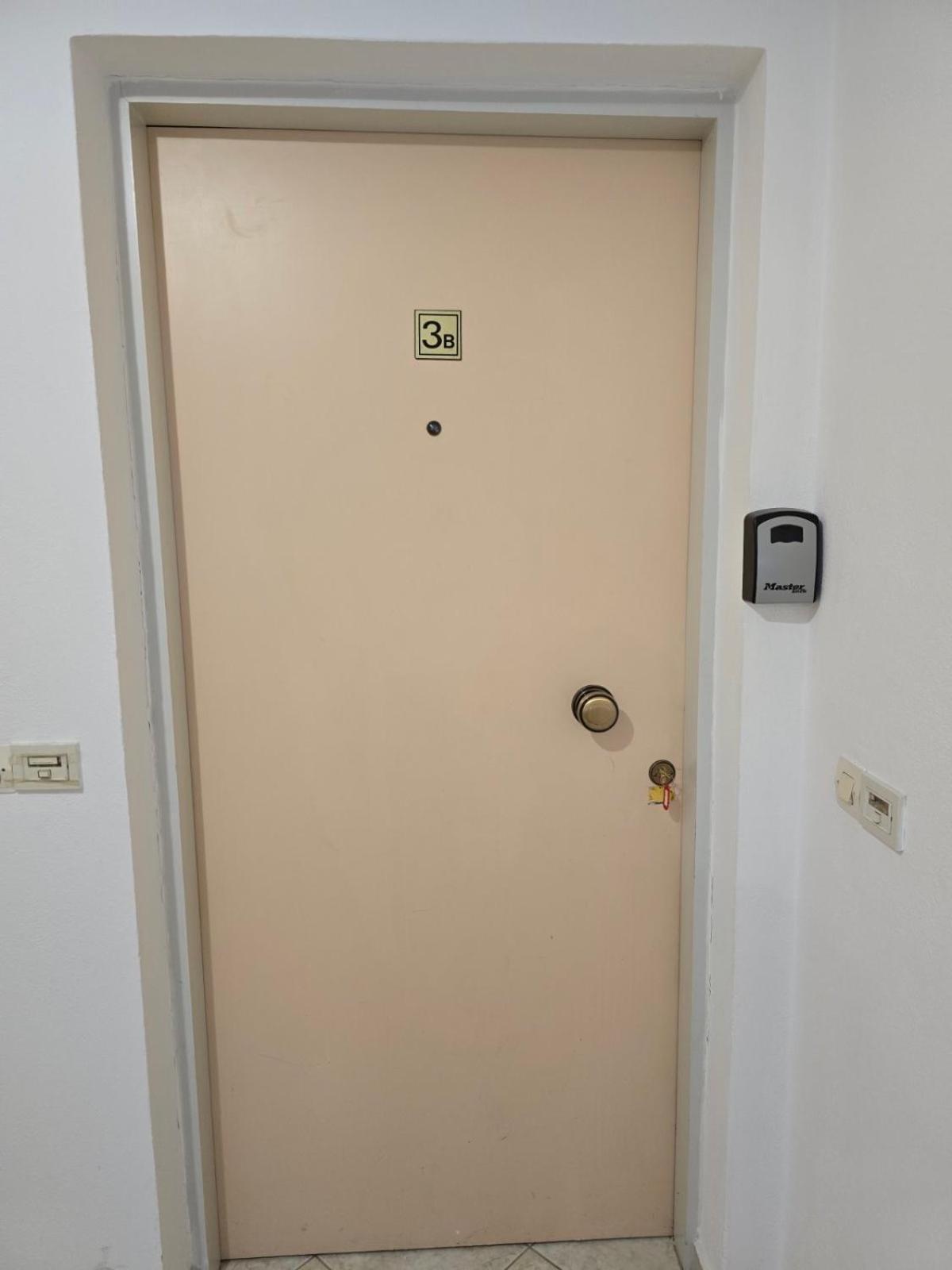 Διαμέρισμα δίπλα σε πανεπιστήμιο *